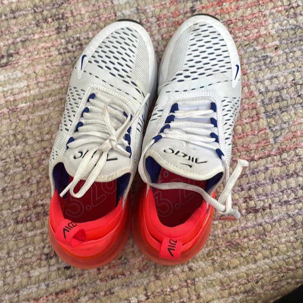 Nike runners - Picture 2 of 3